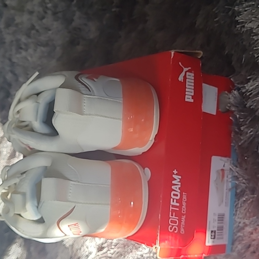 Puma Sneakers - Picture 3 of 5